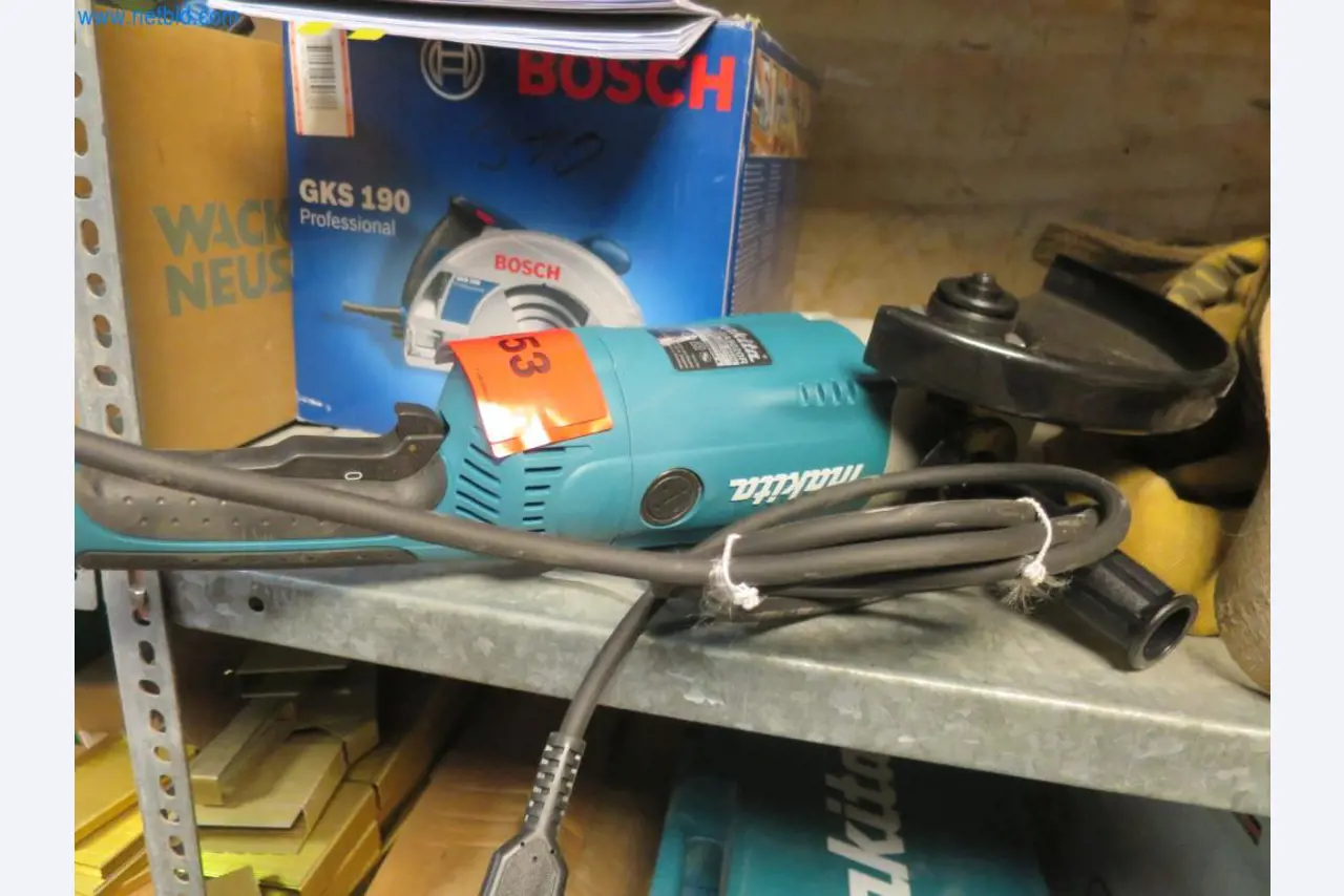 Baumaschinen und -fahrzeuge (Abbruch, Erdarbeiten und Recycling)-2