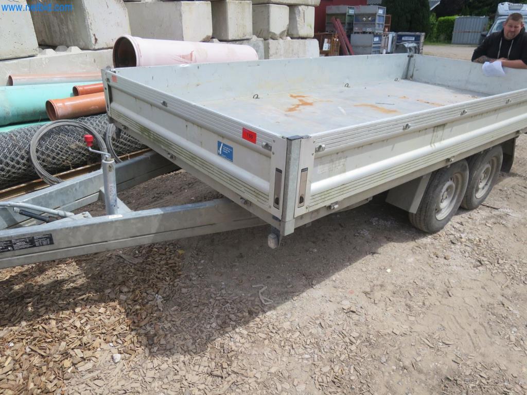 Stavební stroje a vozidla (demolice, zemní práce a recyklace)-1