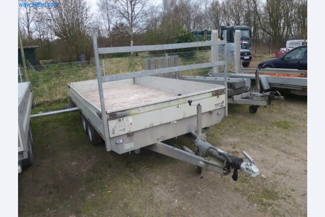 Stavební stroje a vozidla (demolice, zemní práce a recyklace)-2