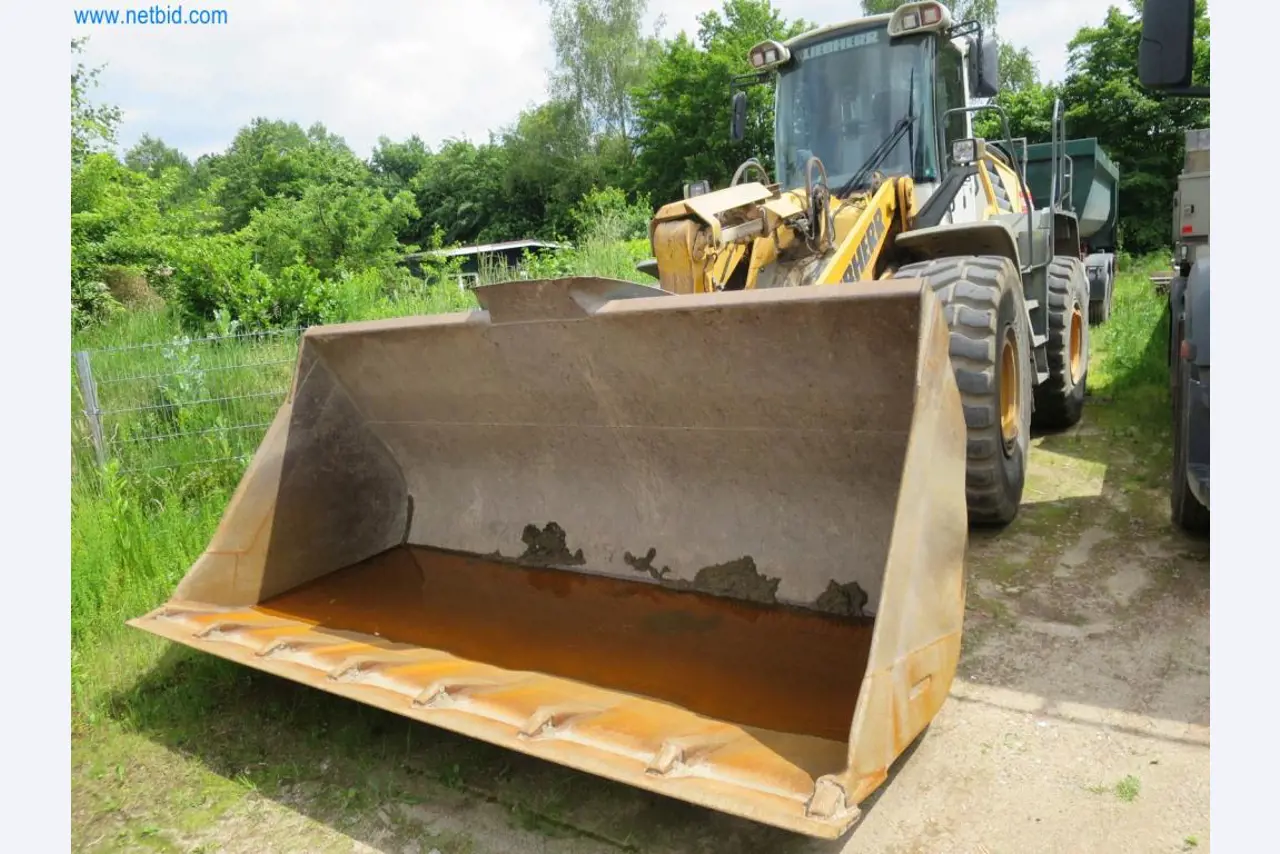Maszyny i pojazdy budowlane (rozbiórka, roboty ziemne i recykling)-1