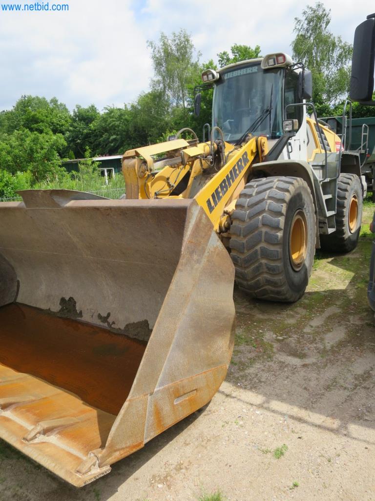 Maszyny i pojazdy budowlane (rozbiórka, roboty ziemne i recykling)-2