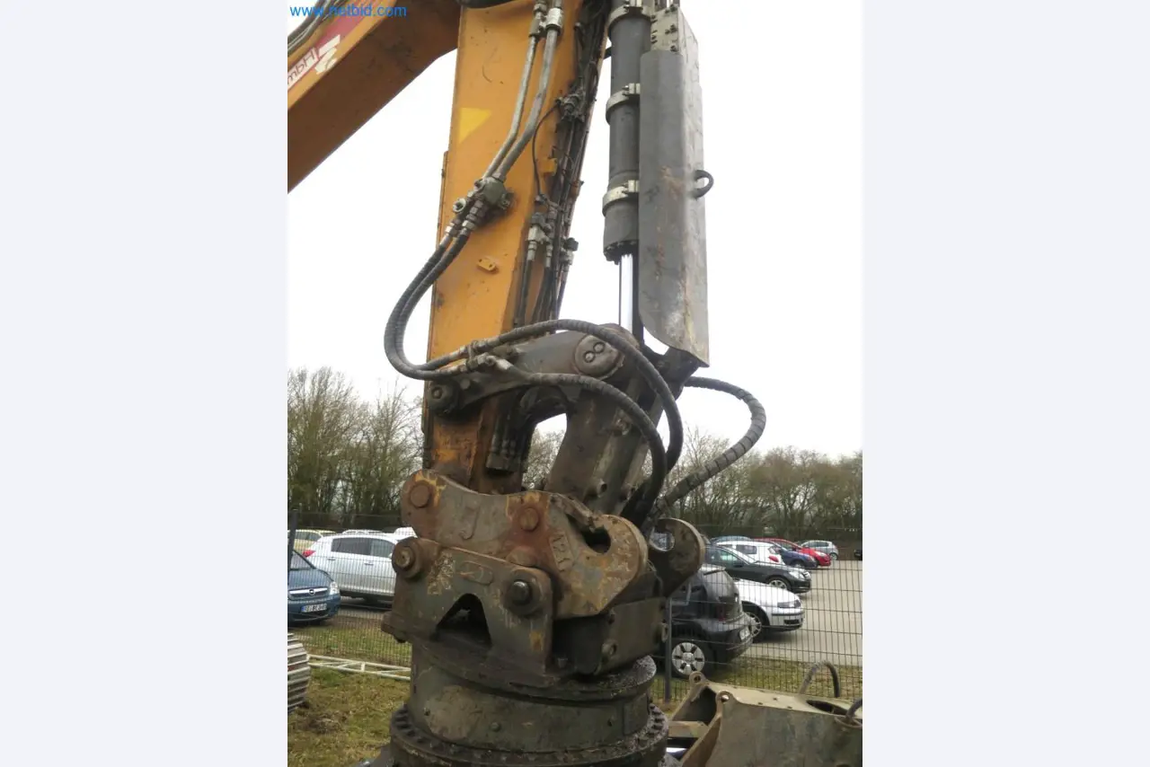 Baumaschinen und -fahrzeuge (Abbruch, Erdarbeiten und Recycling)-12