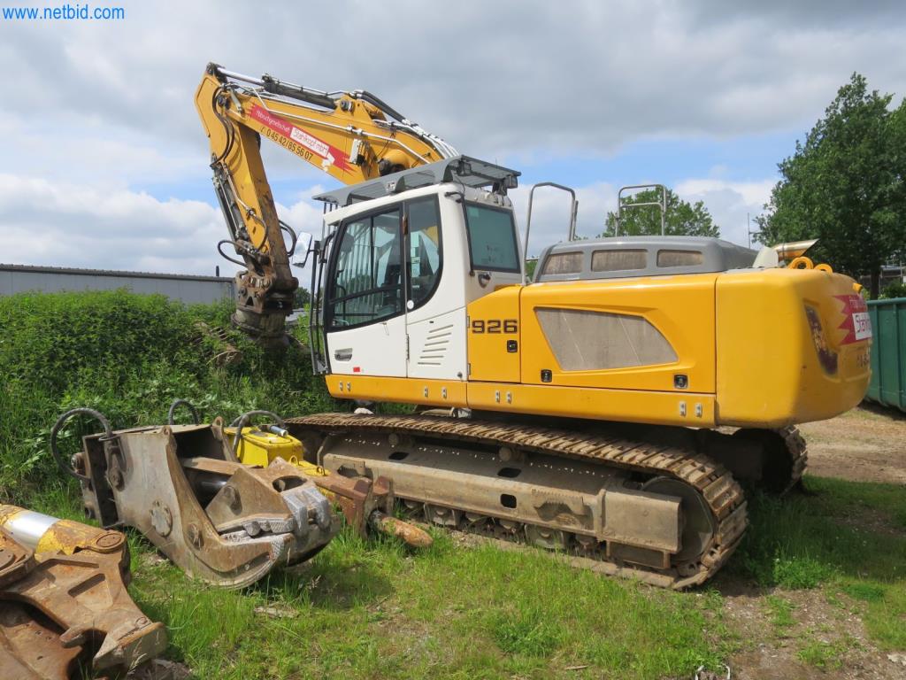 Baumaschinen und -fahrzeuge (Abbruch, Erdarbeiten und Recycling)-4