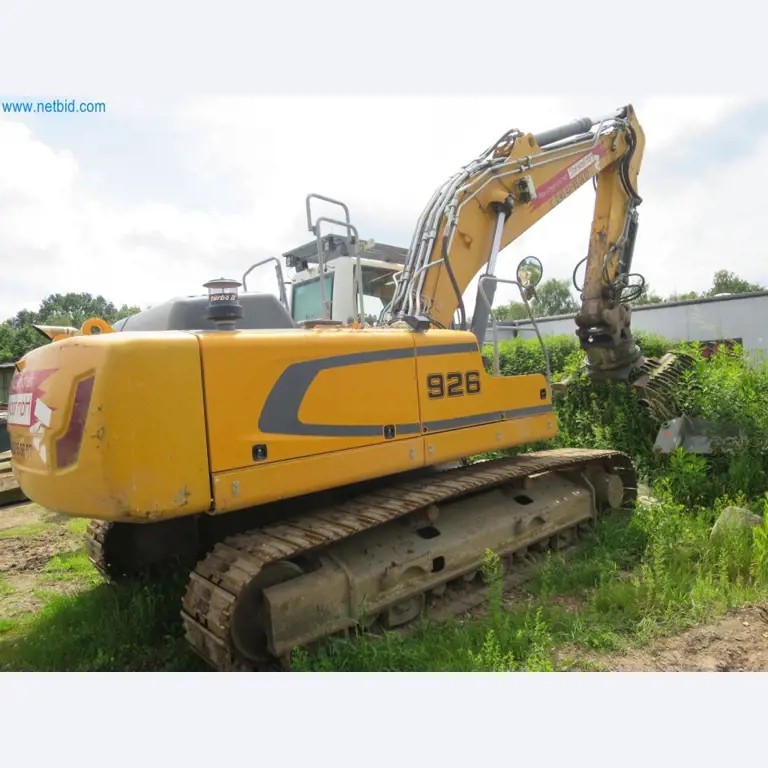 Baumaschinen und -fahrzeuge (Abbruch, Erdarbeiten und Recycling)-5