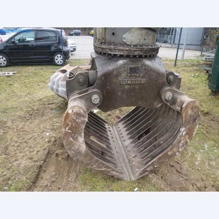 Stavební stroje a vozidla (demolice, zemní práce a recyklace)-1