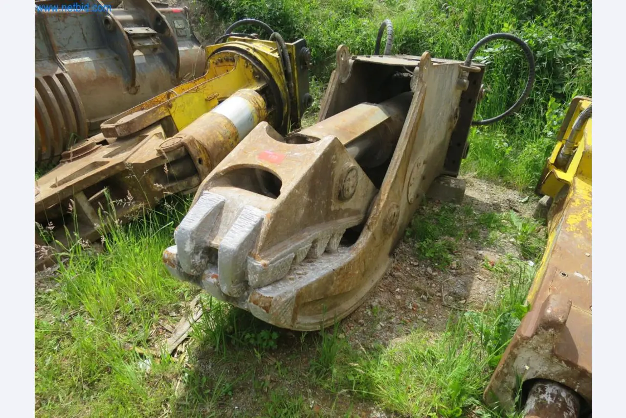 Máquinas e veículos de construção (demolição, terraplanagem e reciclagem)-1