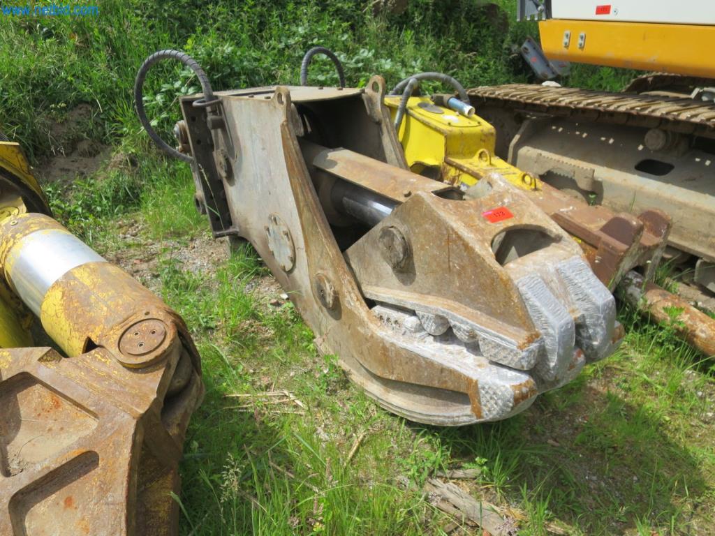 Stavební stroje a vozidla (demolice, zemní práce a recyklace)-2