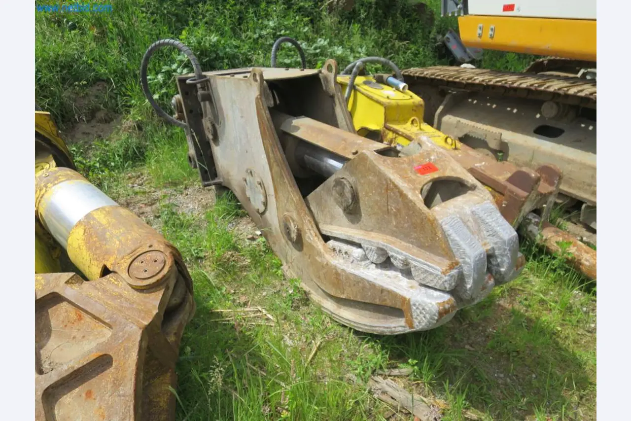 Máquinas e veículos de construção (demolição, terraplanagem e reciclagem)-2