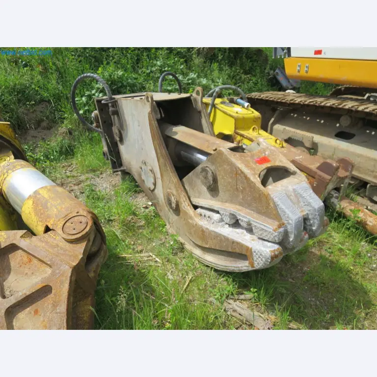 Máquinas e veículos de construção (demolição, terraplanagem e reciclagem)-2