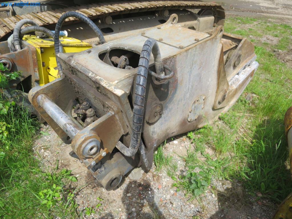 Stavební stroje a vozidla (demolice, zemní práce a recyklace)-3