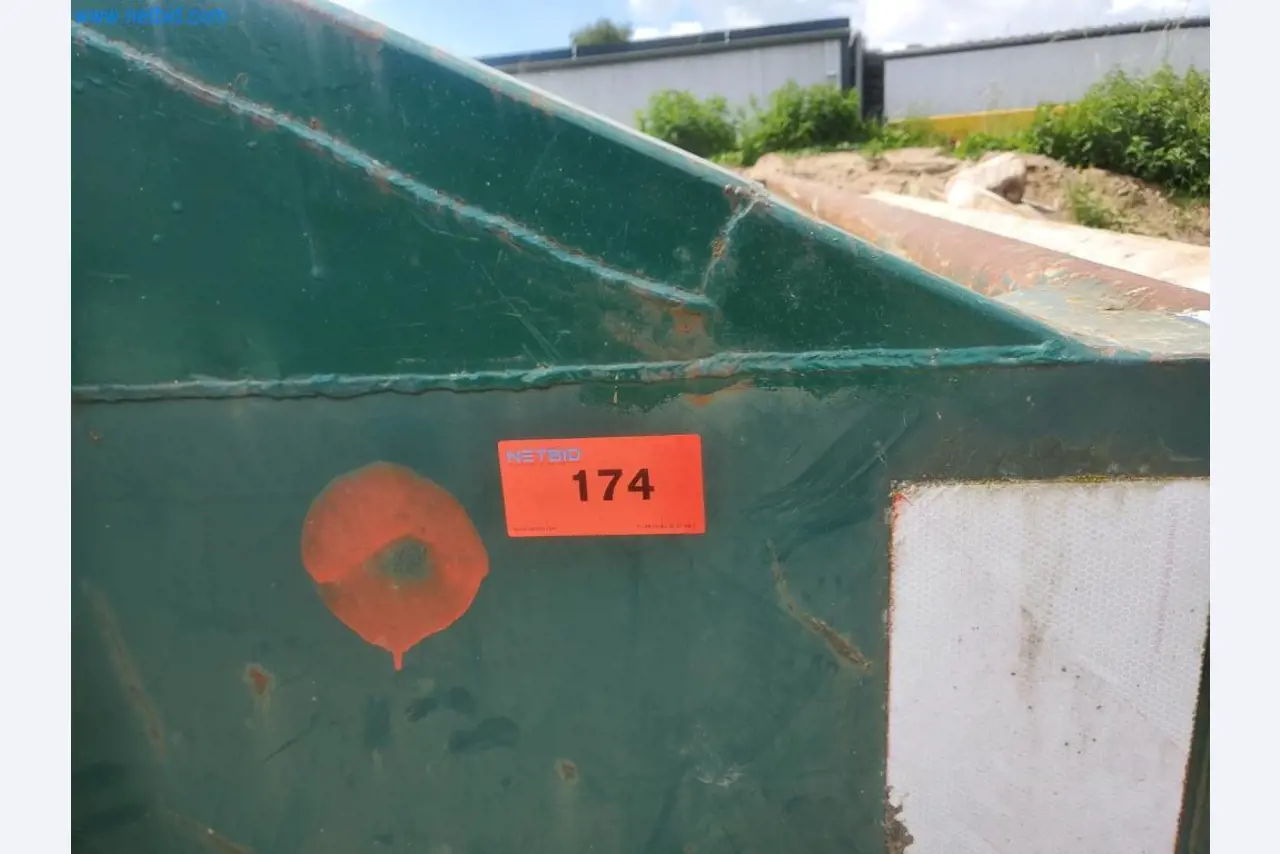 Stavební stroje a vozidla (demolice, zemní práce a recyklace)-1