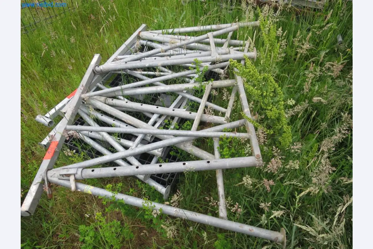 Stavební stroje a vozidla (demolice, zemní práce a recyklace)-1