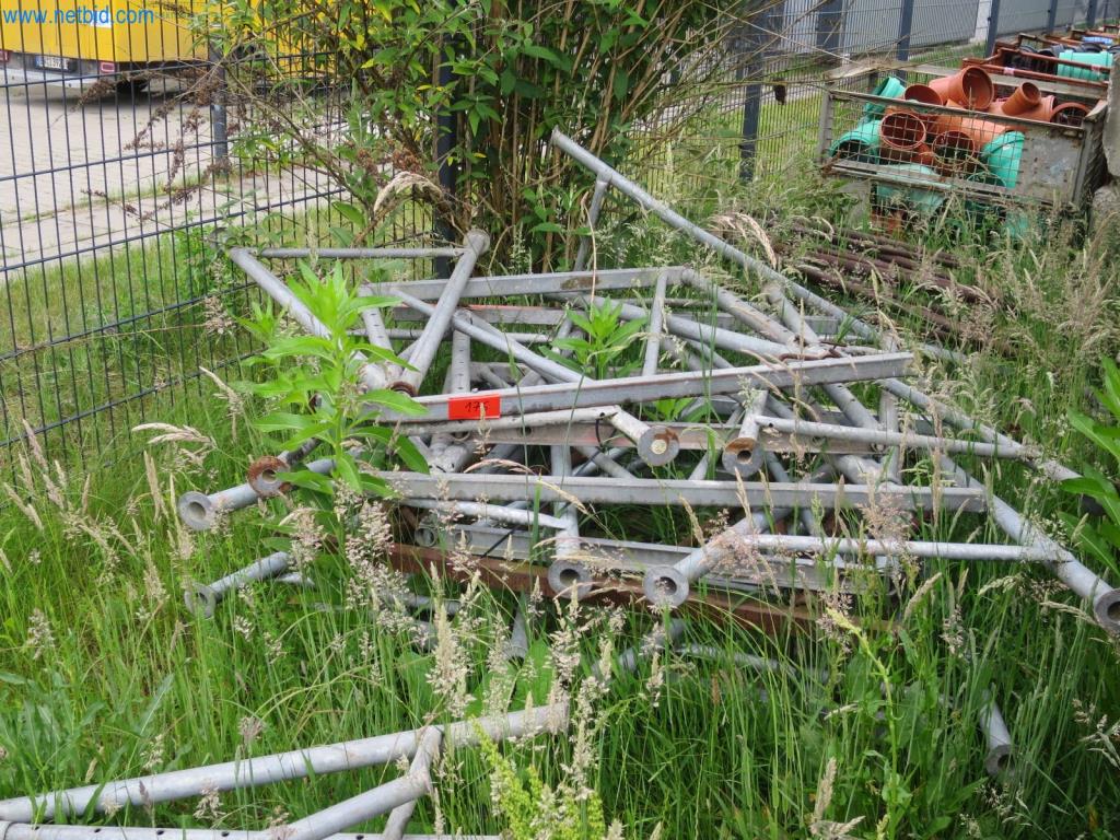 Stavební stroje a vozidla (demolice, zemní práce a recyklace)-3