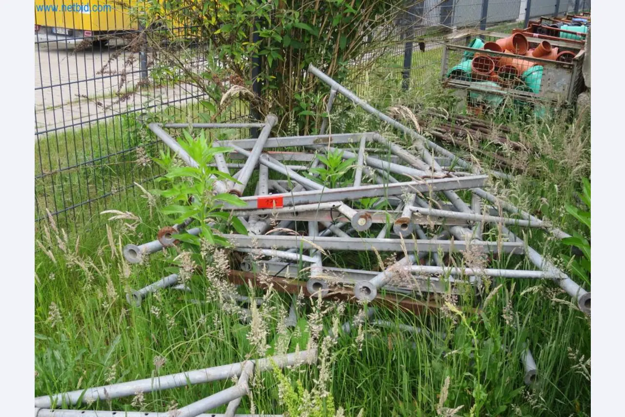 Stavební stroje a vozidla (demolice, zemní práce a recyklace)-3