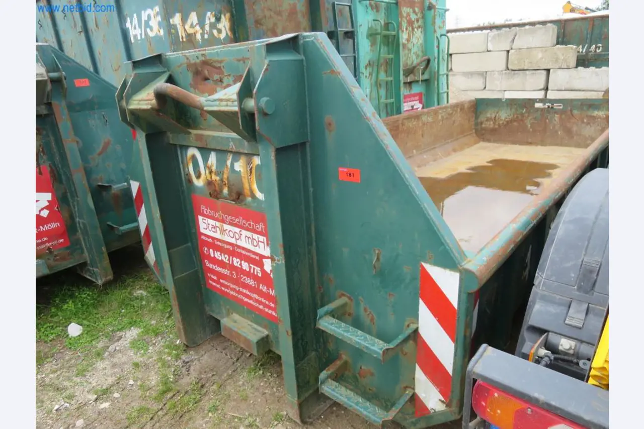 Baumaschinen und -fahrzeuge (Abbruch, Erdarbeiten und Recycling)-1