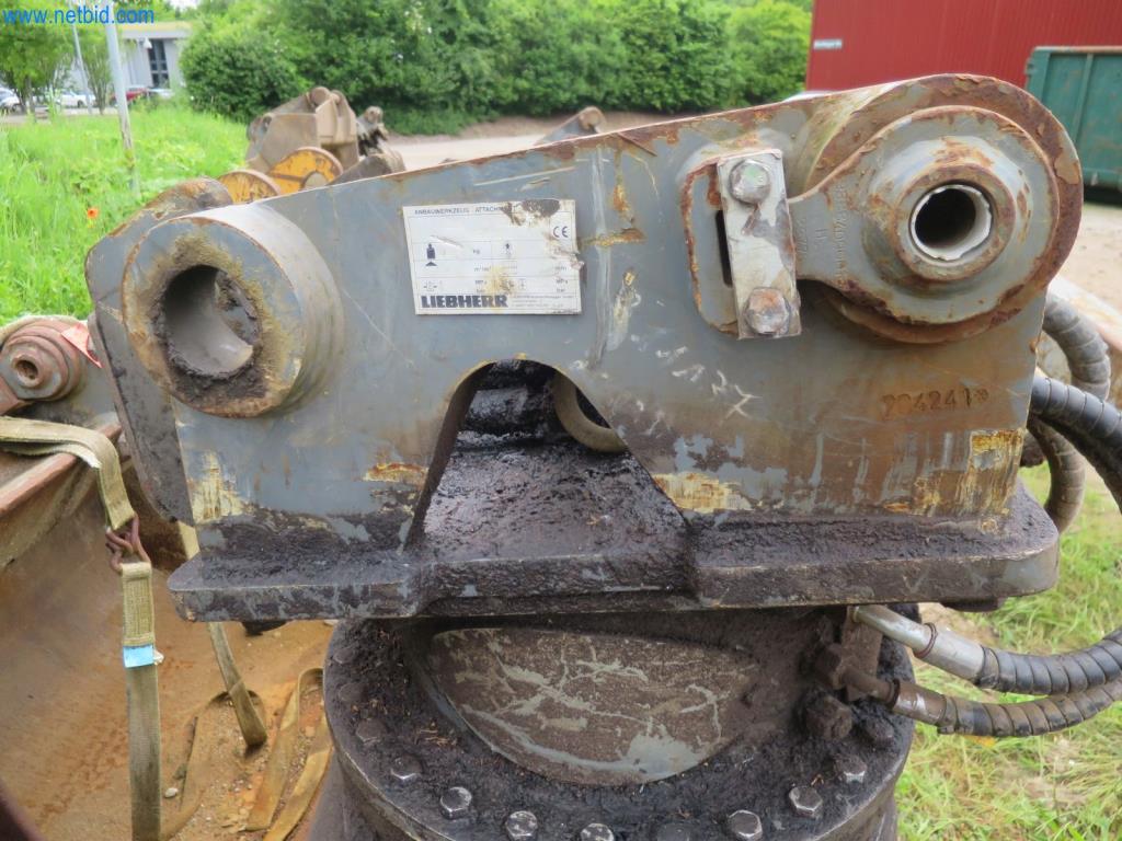 Stavební stroje a vozidla (demolice, zemní práce a recyklace)-2