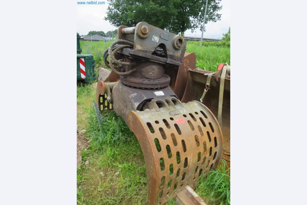 Stavební stroje a vozidla (demolice, zemní práce a recyklace)-4