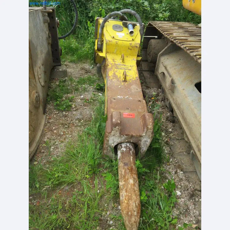 Baumaschinen und -fahrzeuge (Abbruch, Erdarbeiten und Recycling)-1