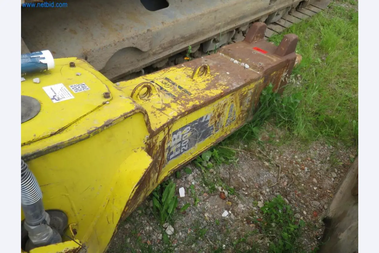 Baumaschinen und -fahrzeuge (Abbruch, Erdarbeiten und Recycling)-4