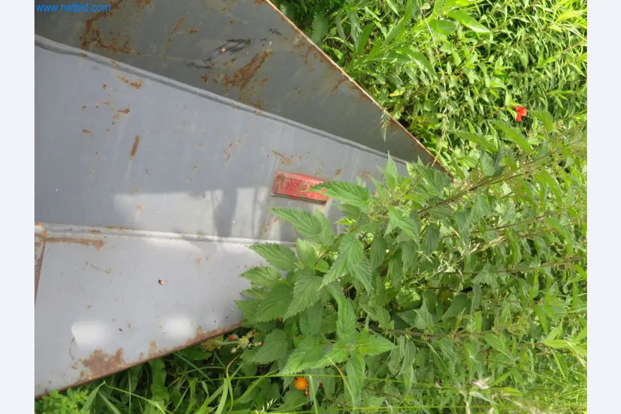 Stavební stroje a vozidla (demolice, zemní práce a recyklace)-1