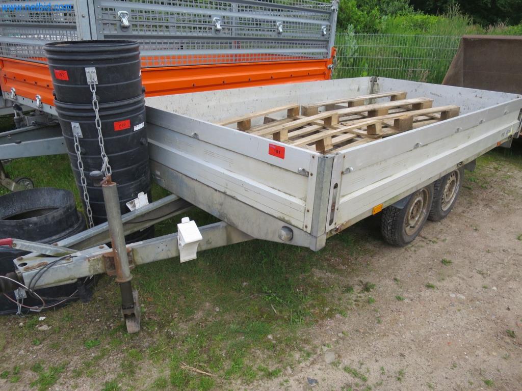 Baumaschinen und -fahrzeuge (Abbruch, Erdarbeiten und Recycling)-1