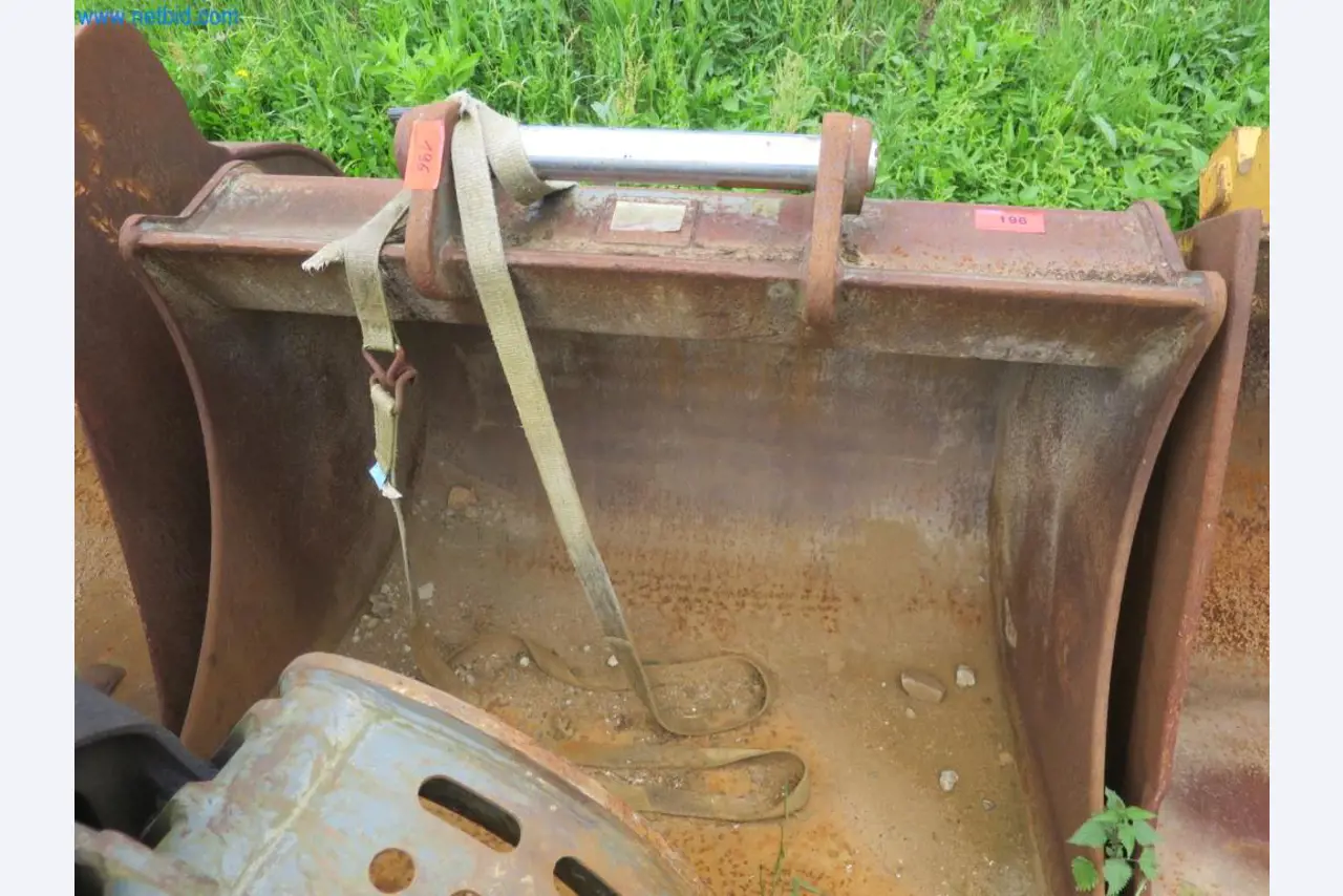 Stavební stroje a vozidla (demolice, zemní práce a recyklace)-1