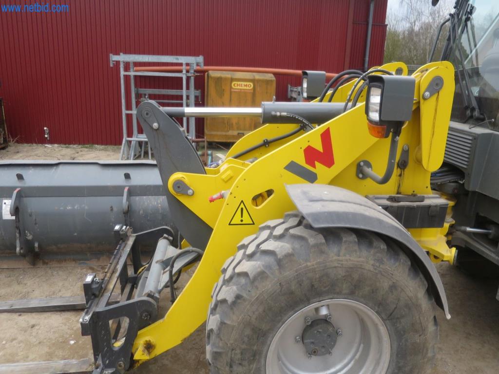 Gradbeni stroji in vozila (rušenje, zemeljska dela in recikliranje)-10