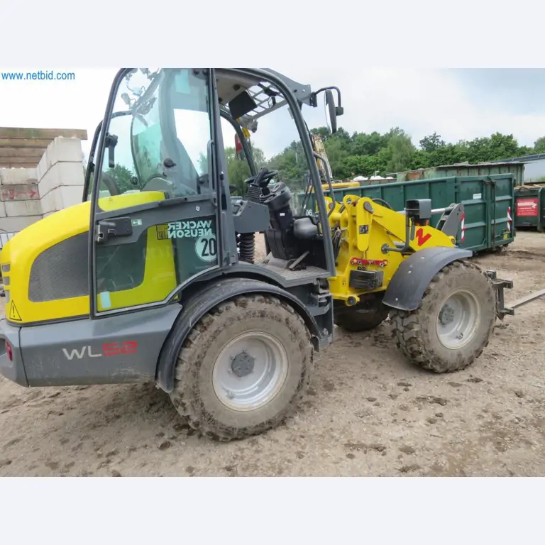 Baumaschinen und -fahrzeuge (Abbruch, Erdarbeiten und Recycling)-4