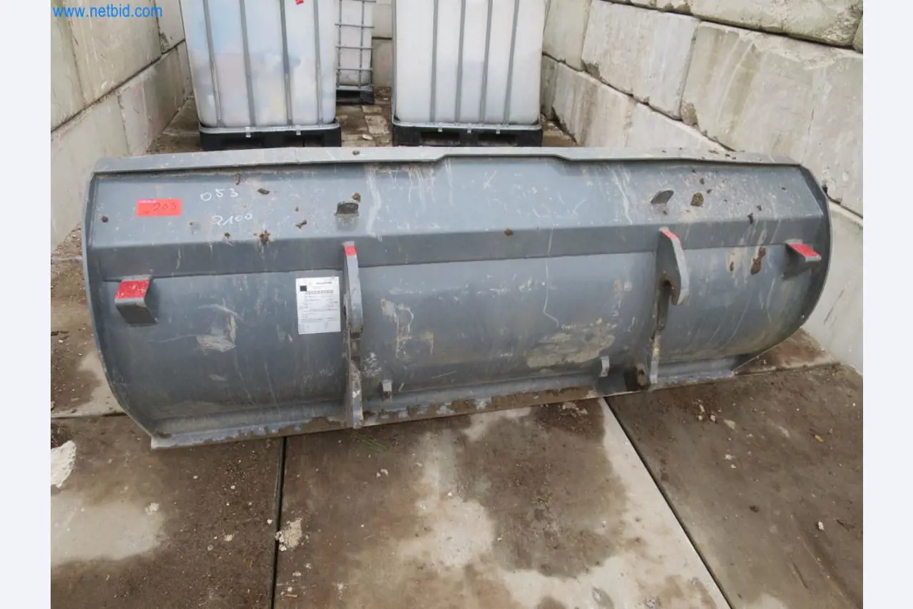 Baumaschinen und -fahrzeuge (Abbruch, Erdarbeiten und Recycling)-7