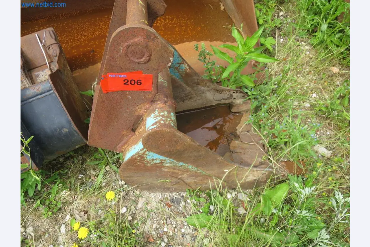 Maquinaria y vehículos de construcción (demolición, movimiento de tierras y reciclado)-1