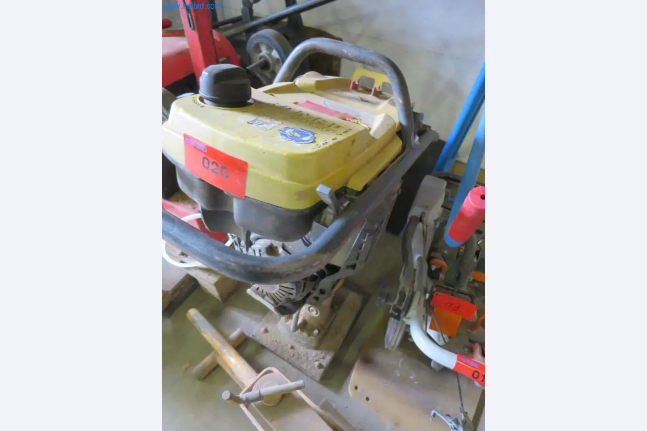 Machines et véhicules de chantier (démolition, terrassement et recyclage)-2