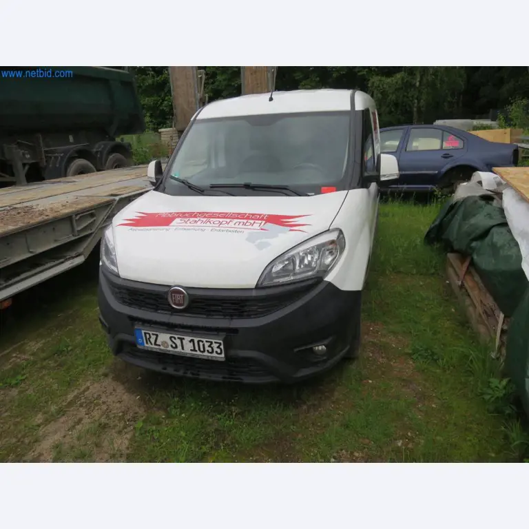 Máquinas e veículos de construção (demolição, terraplanagem e reciclagem)-1