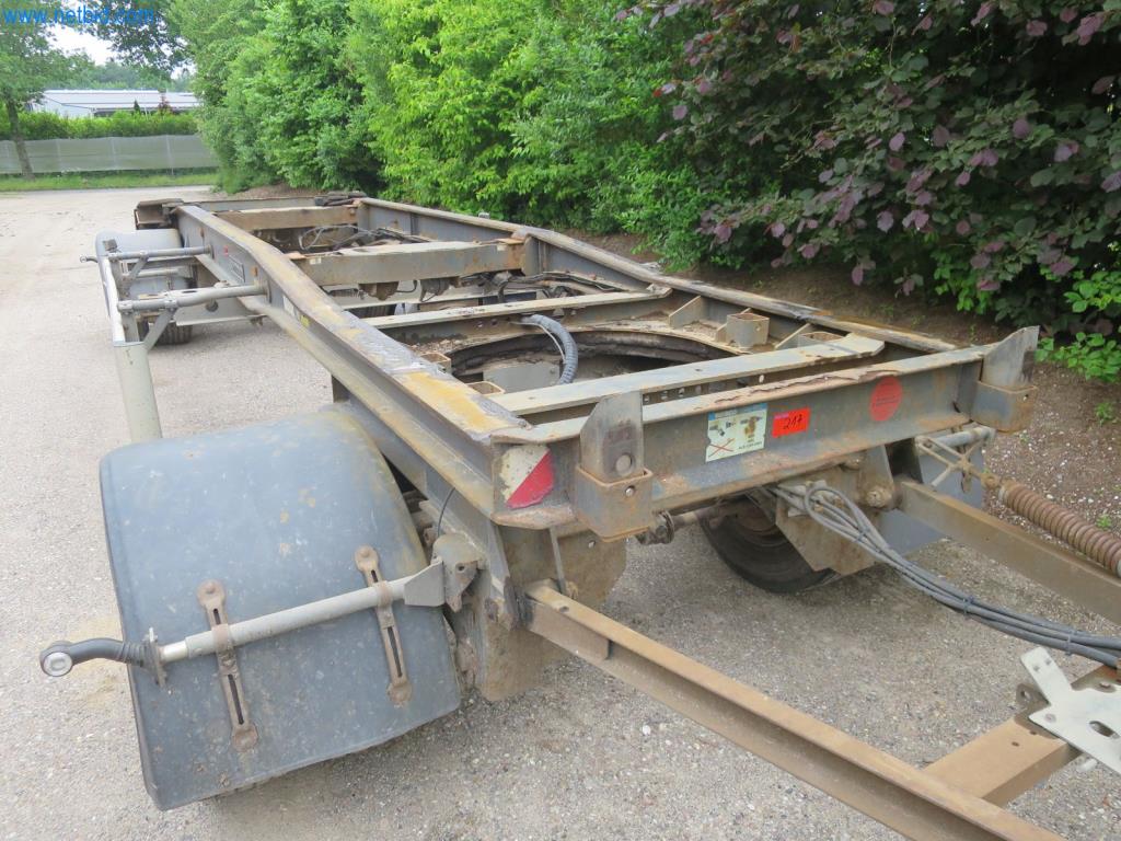 Baumaschinen und -fahrzeuge (Abbruch, Erdarbeiten und Recycling)-4