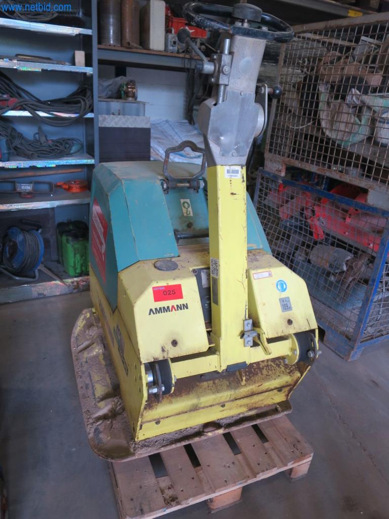 Stavební stroje a vozidla (demolice, zemní práce a recyklace)-1