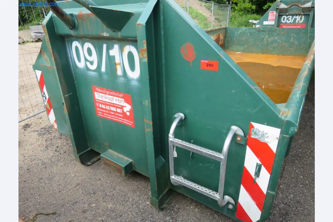 Stavební stroje a vozidla (demolice, zemní práce a recyklace)-1