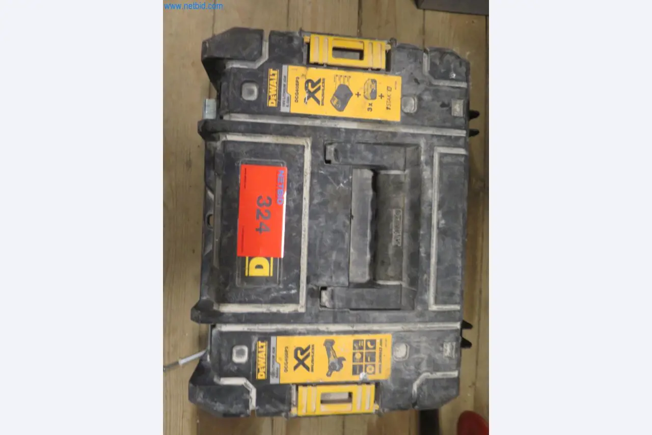 Stavební stroje a vozidla (demolice, zemní práce a recyklace)-1