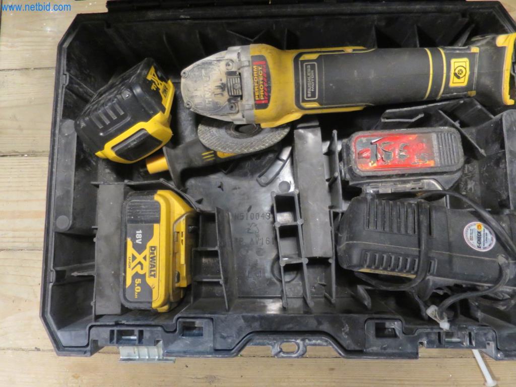 Stavební stroje a vozidla (demolice, zemní práce a recyklace)-2