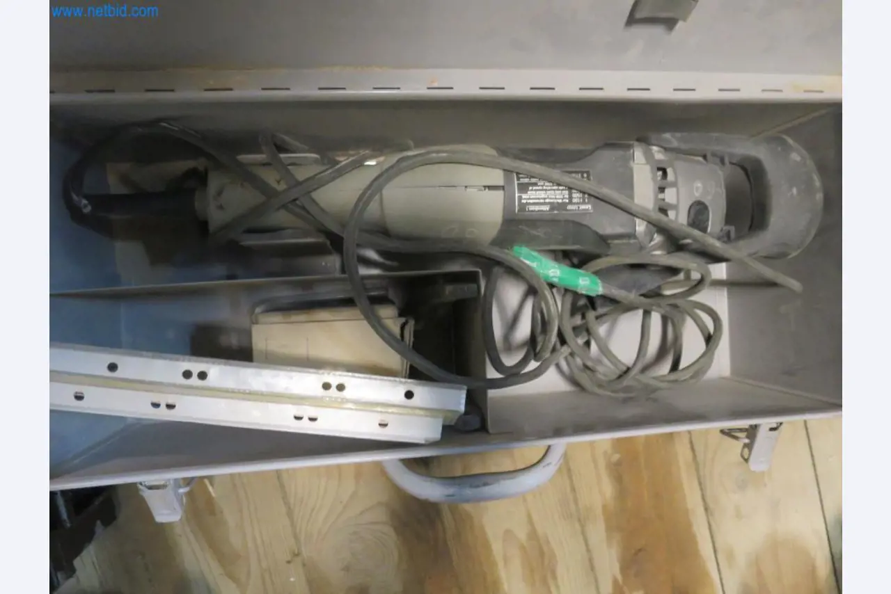 Stavební stroje a vozidla (demolice, zemní práce a recyklace)-2