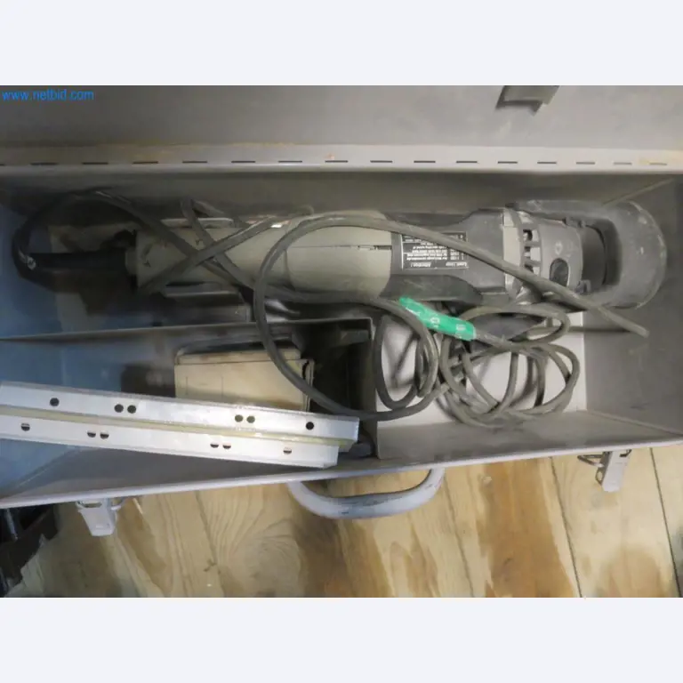 Stavební stroje a vozidla (demolice, zemní práce a recyklace)-2