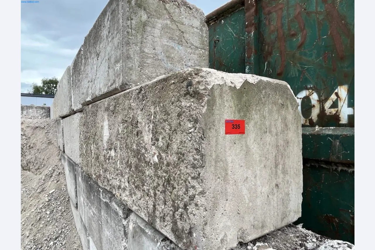 Máquinas e veículos de construção (demolição, terraplanagem e reciclagem)-1