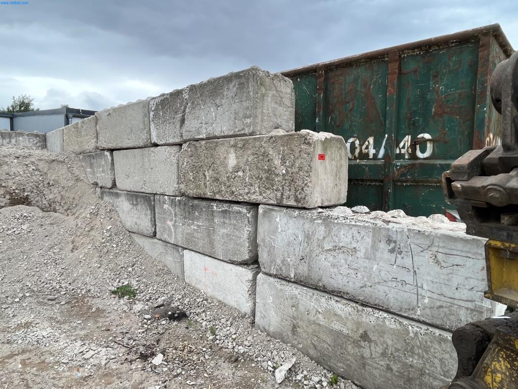 Stavební stroje a vozidla (demolice, zemní práce a recyklace)-2