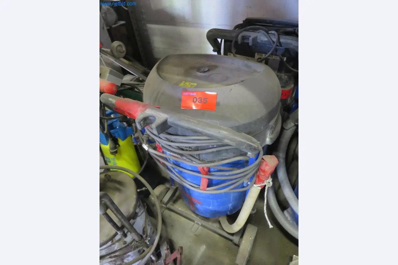 Construction machinery and vehicles (demolition, earthworks and recycling)-1