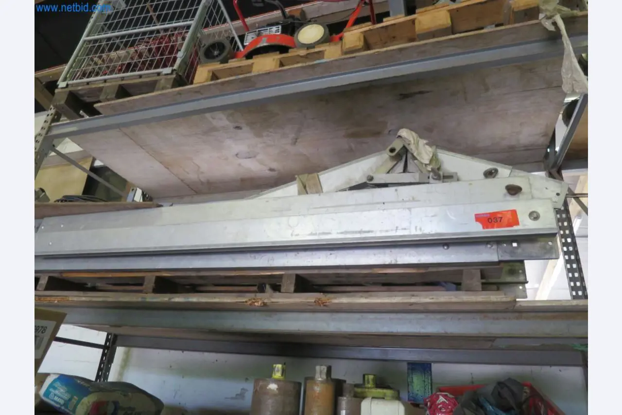 Baumaschinen und -fahrzeuge (Abbruch, Erdarbeiten und Recycling)-1