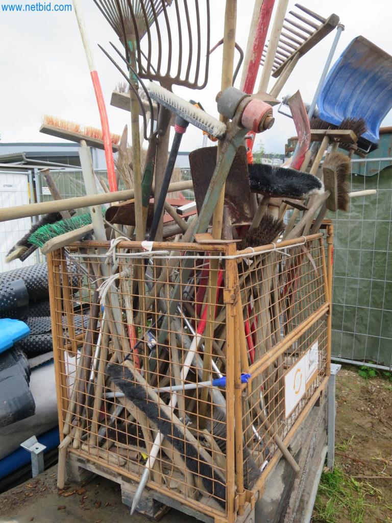 Stavební stroje a vozidla (demolice, zemní práce a recyklace)-2