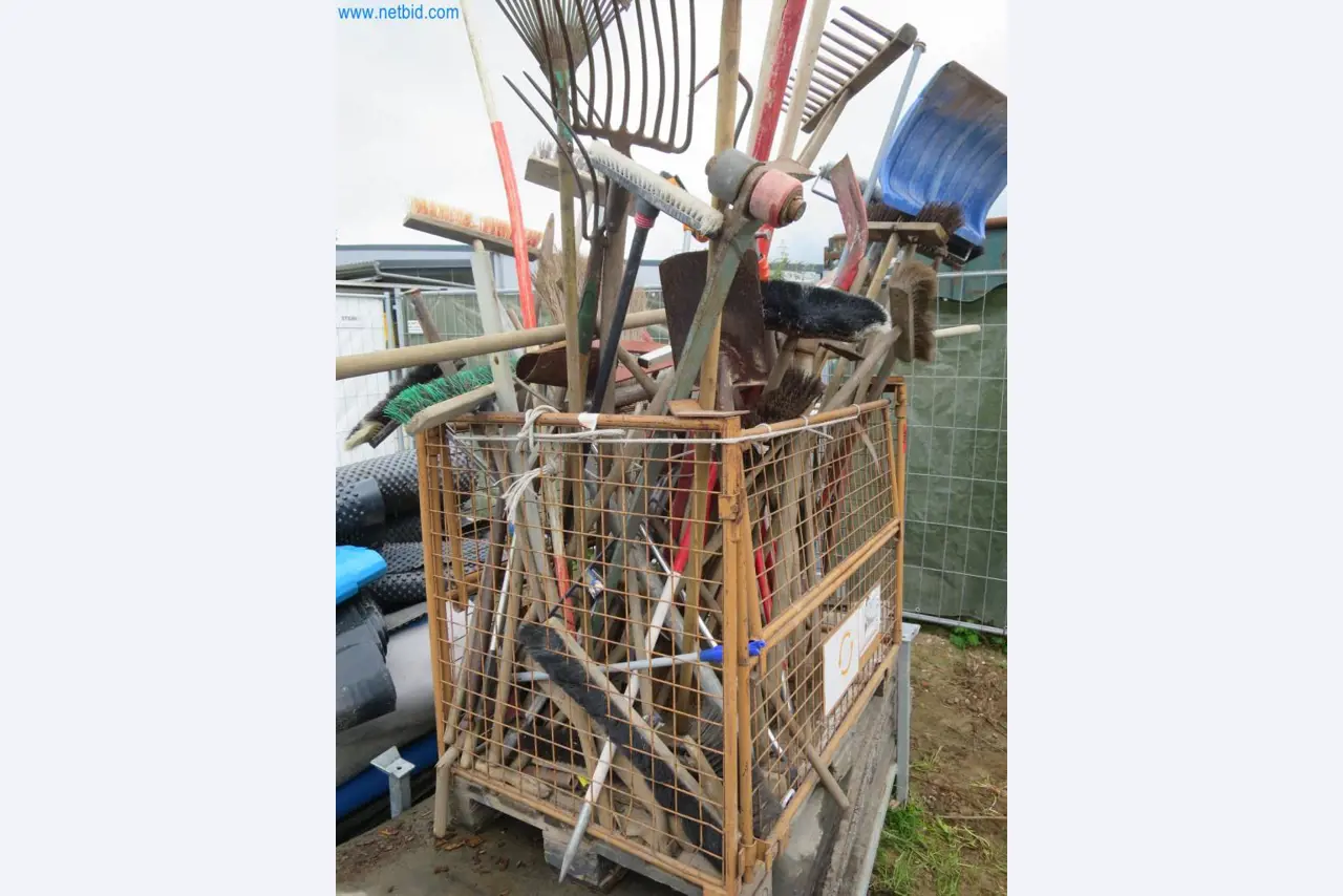 Stavební stroje a vozidla (demolice, zemní práce a recyklace)-2