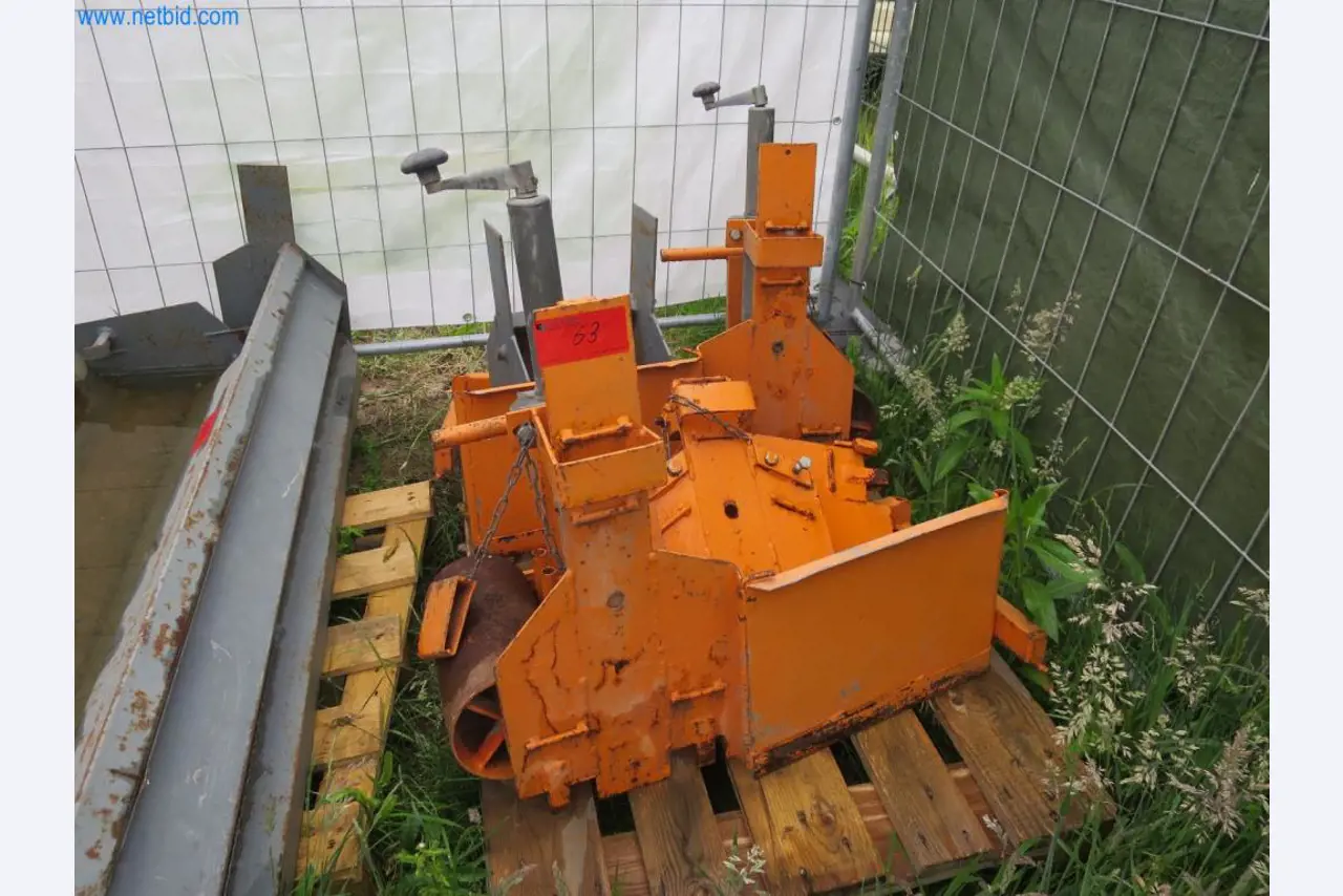 Stavební stroje a vozidla (demolice, zemní práce a recyklace)-2