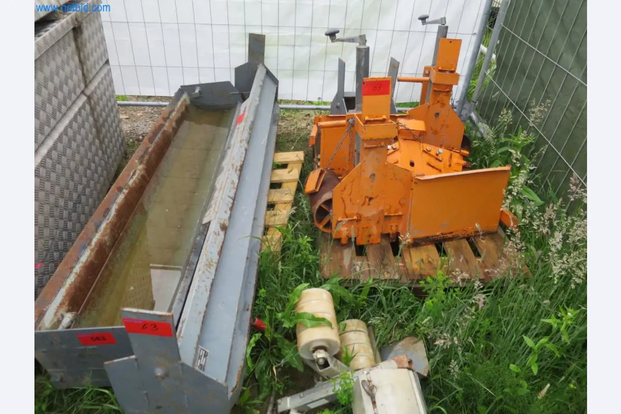 Stavební stroje a vozidla (demolice, zemní práce a recyklace)-3