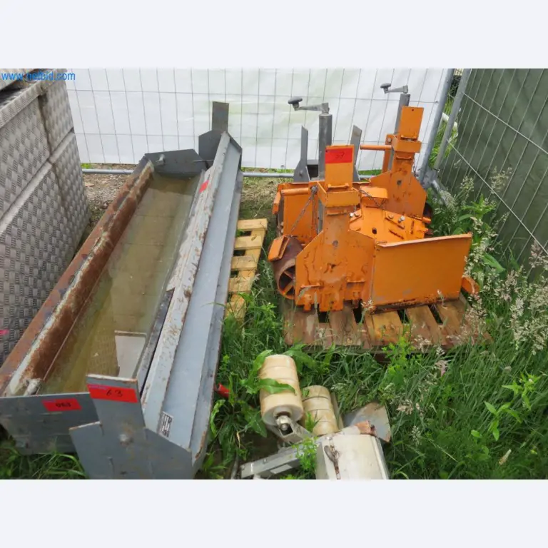 Stavební stroje a vozidla (demolice, zemní práce a recyklace)-3