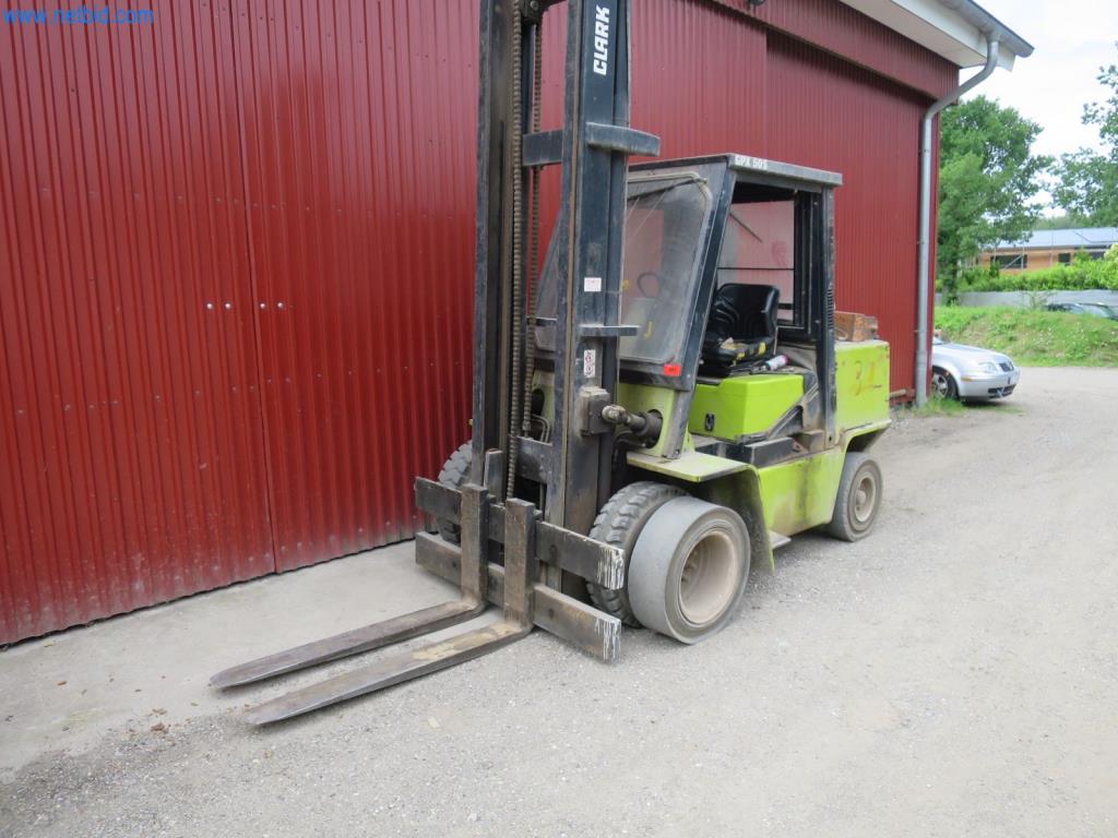 Construction machinery and vehicles (demolition, earthworks and recycling)-1