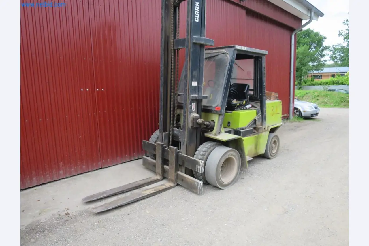 Máquinas e veículos de construção (demolição, terraplanagem e reciclagem)-1